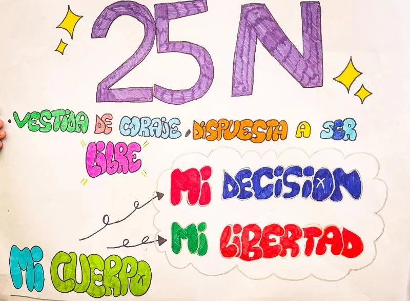 25N 2025 IES Alfaguara - pancarta con el memorando